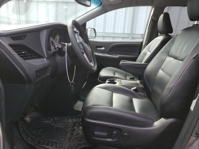Photo 7 from auction – 2017 TOYOTA SIENNA SE with VIN 5TDXZ3DC1HS842803