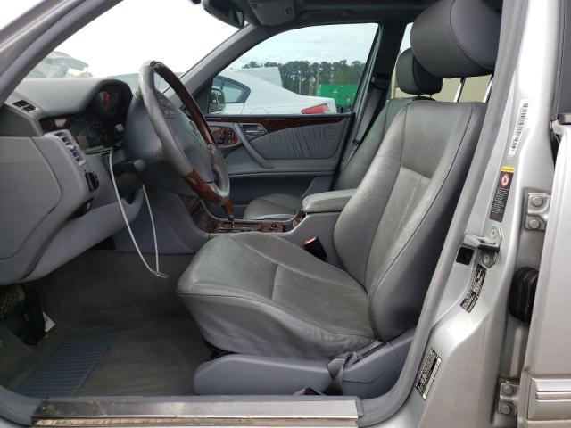 Photo 7 from auction – 2001 MERCEDES-BENZ E 320 with VIN WDBJF65J31B338343