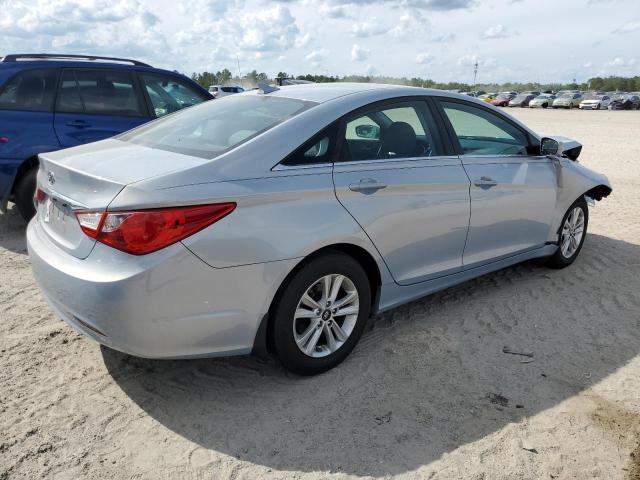 Photo 3 from auction – 2013 HYUNDAI SONATA GLS with VIN 5NPEB4AC9DH719062
