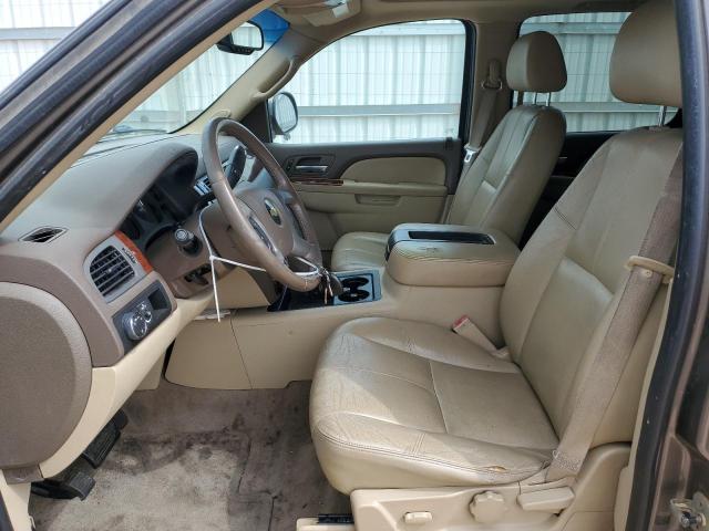 Photo 7 from auction – 2011 CHEVROLET TAHOE with VIN 1GNSCDFJ4BR134622