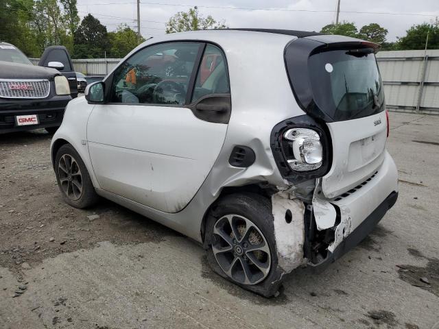 Photo 2 from auction – 2017 SMART FORTWO with VIN WMEFJ5DA8HK172706