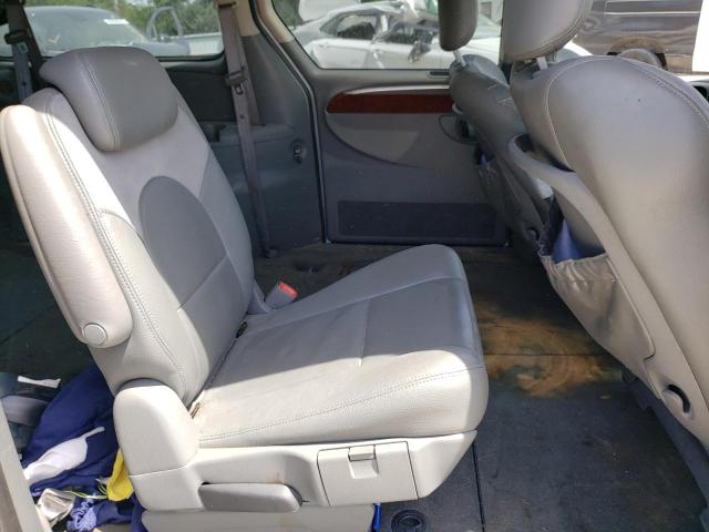 Photo 11 from auction – 2005 CHRYSLER TOWN & COU with VIN 2C8GP64L35R479091