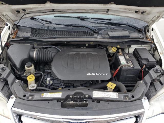 Photo 12 from auction – 2011 CHRYSLER TOWN & COU with VIN 2A4RR8DG4BR677204