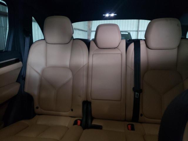 Photo 10 from auction – 2016 PORSCHE CAYENNE S with VIN WP1AB2A2XGLA93823