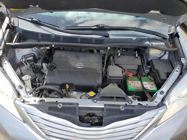 Photo 11 from auction – 2016 TOYOTA SIENNA LE with VIN 5TDKK3DC9GS711762