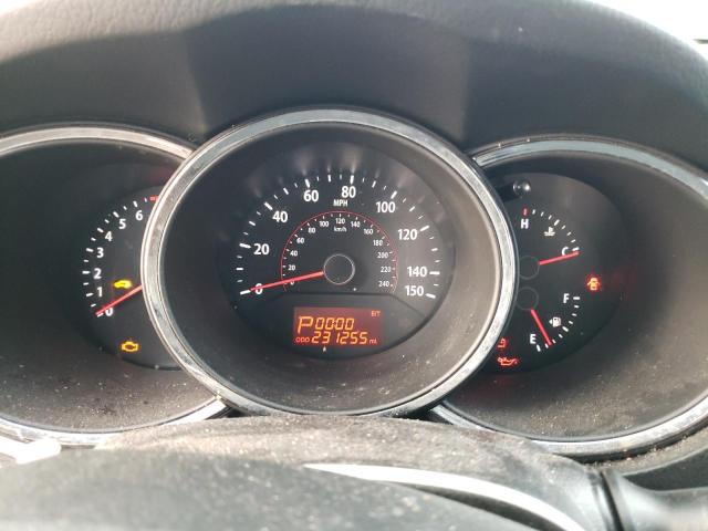 Photo 9 from auction – 2011 KIA SORENTO with VIN 5XYKU4A29BG179477