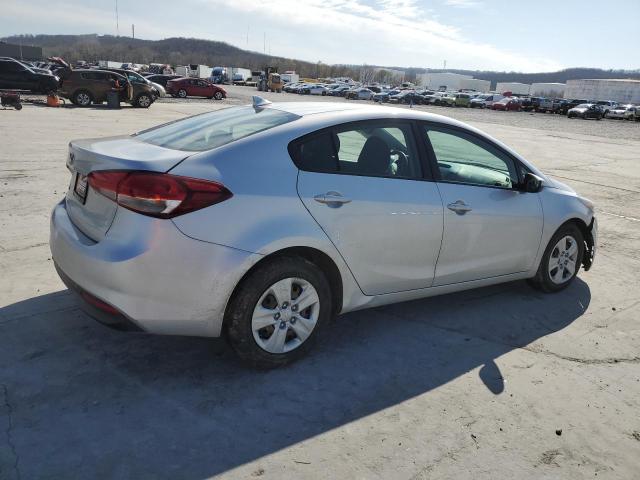 Photo 3 from auction – 2018 KIA FORTE LX with VIN 3KPFK4A73JE269805