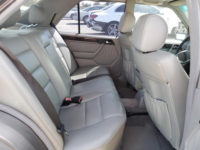 صورة رقم 10 من المزاد - 1995 MERCEDES-BENZ E420 مع VIN WDBEA34E0SC246797