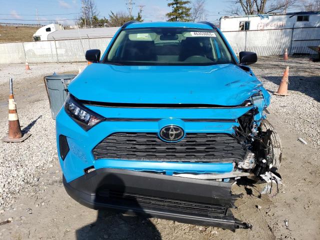 Photo 5 from auction – 2020 TOYOTA RAV4 LE with VIN JTMF1RFV5LD053174