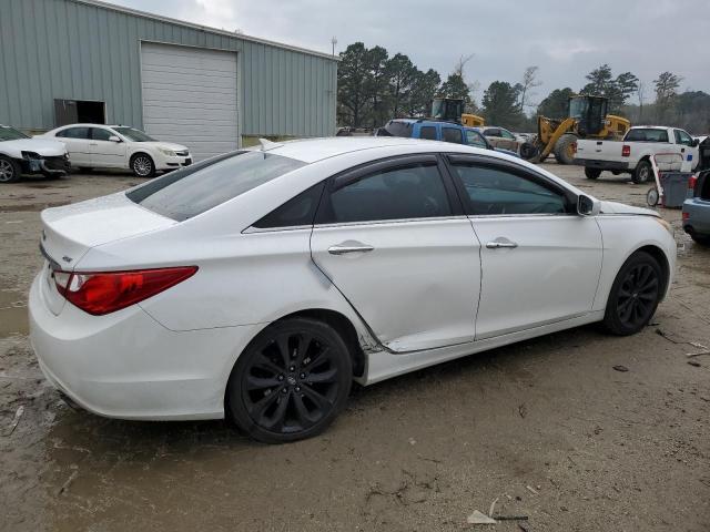 Photo 3 from auction – 2011 HYUNDAI SONATA SE with VIN 5NPEC4AB1BH192832