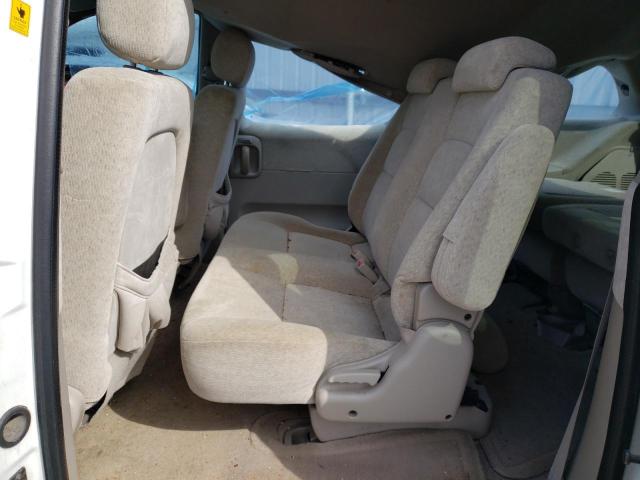 Photo 11 from auction – 2004 KIA SEDONA EX with VIN KNDUP131646599643