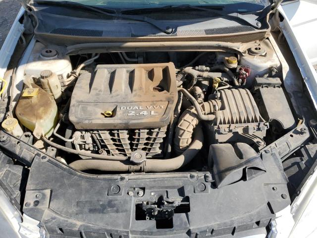 Фото 11 с аукциона – 2012 CHRYSLER 200 LX с VIN 1C3CCBAB1CN191939