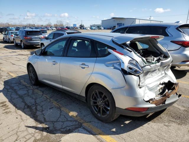 Foto 2 de la subasta – 2015 FORD FOCUS SE con VIN 1FADP3K25FL265054