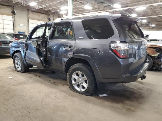 Photo 2 from auction – 2018 TOYOTA 4RUNNER SR with VIN JTEBU5JR0J5545767