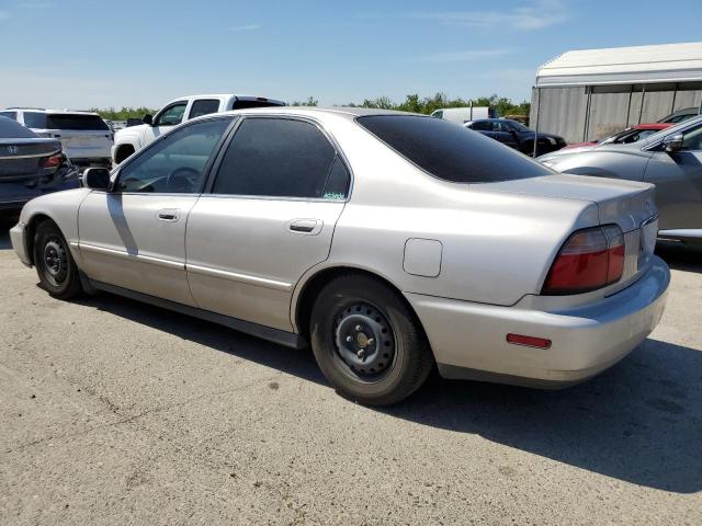 Photo 2 from auction – 1997 HONDA ACCORD VAL with VIN 1HGCD5688VA169911