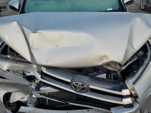 Photo 12 from auction – 2018 TOYOTA HIGHLANDER with VIN 5TDZZRFH0JS273064