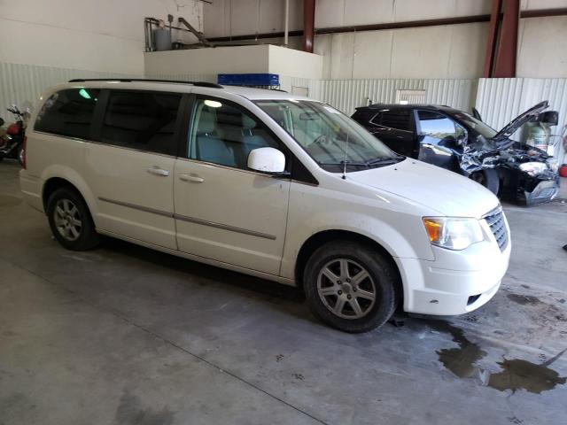 Photo 4 from auction – 2010 CHRYSLER TOWN & COU with VIN 2A4RR5D13AR369580