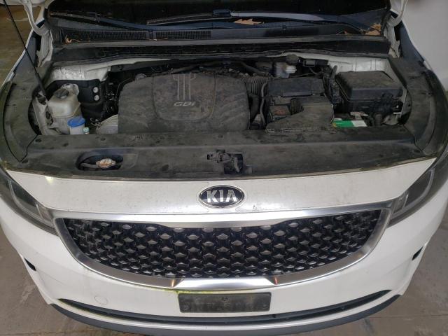 Photo 12 from auction – 2015 KIA SEDONA EX with VIN KNDMC5C11F6031399