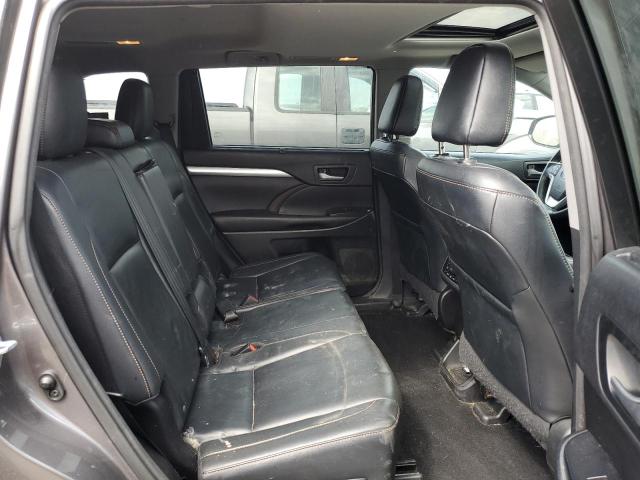 Photo 11 from auction – 2016 TOYOTA HIGHLANDER with VIN 5TDJKRFH7GS501796