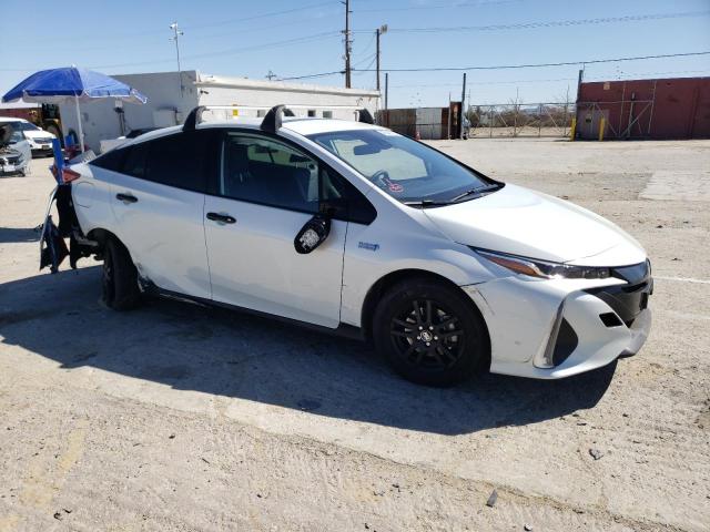 Photo 4 from auction – 2020 TOYOTA PRIUS PRIM with VIN JTDKARFP0L3160641