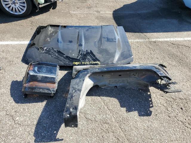 Photo 12 from auction – 2018 CHEVROLET SILVERADO with VIN 3GCUKREC6JG478780