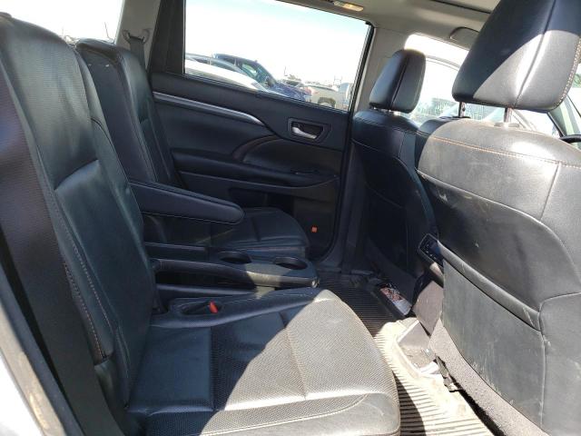 Photo 11 from auction – 2017 TOYOTA HIGHLANDER with VIN 5TDDGRFH2HS026946
