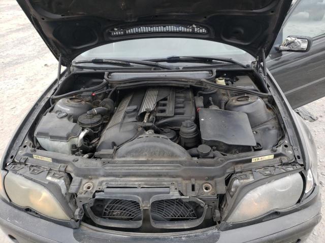 Photo 11 from auction – 2003 BMW 325 I with VIN WBAET37493NJ37210