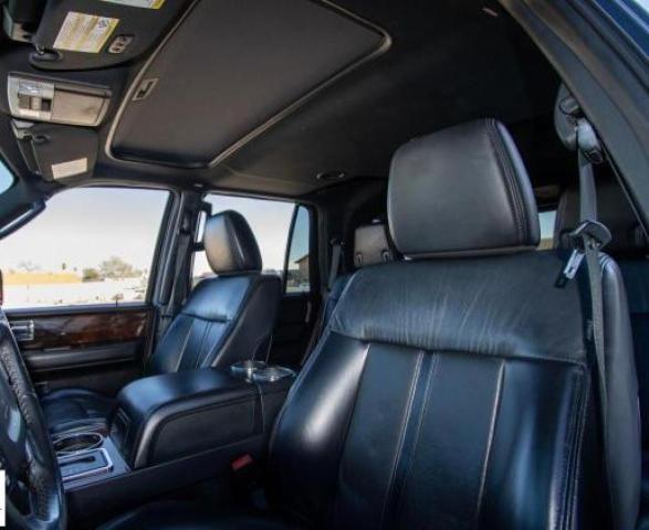 Photo 9 from auction – 2017 LINCOLN NAVIGATOR with VIN 5LMJJ2JT4HEL03375