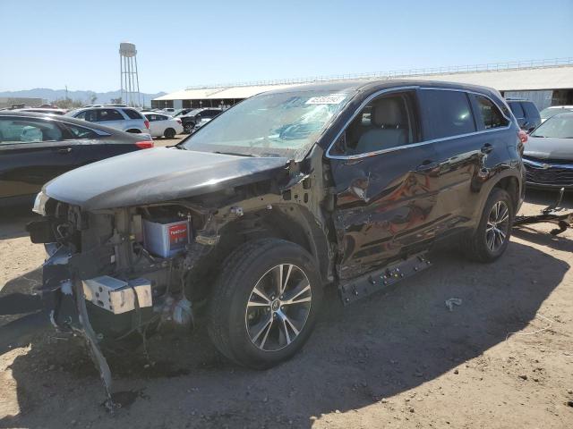 TOYOTA HIGHLANDER 2018 with VIN 5TDZZRFH9JS256764 - Photo from auction