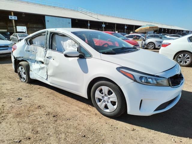 Photo 4 from auction – 2017 KIA FORTE LX with VIN 3KPFK4A79HE089528