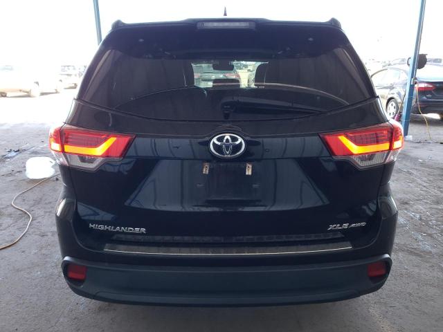 Photo 6 from auction – 2018 TOYOTA HIGHLANDER with VIN 5TDJZRFH6JS533786
