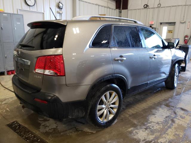 Photo 3 from auction – 2011 KIA SORENTO EX with VIN 5XYKUDA28BG132845