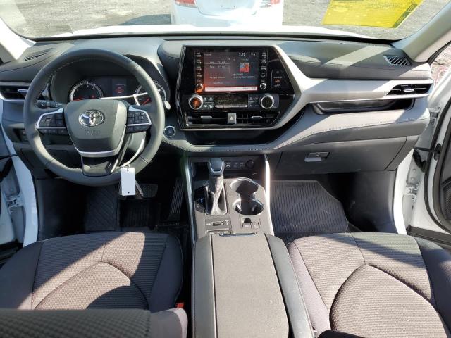 Photo 8 from auction – 2022 TOYOTA HIGHLANDER with VIN 5TDBZRBH9NS594632