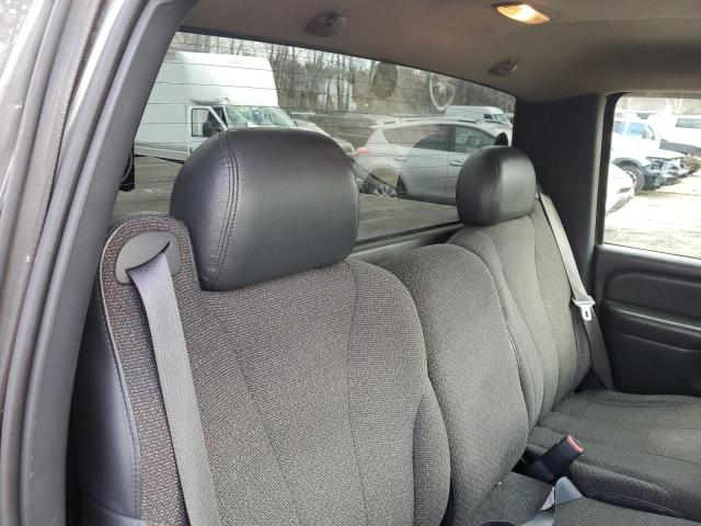 Photo 10 from auction – 2002 CHEVROLET SILVERADO with VIN 1GCEK14V72E210578