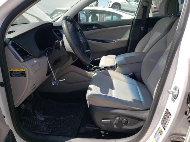 Photo 7 from auction – 2016 HYUNDAI TUCSON SE with VIN KM8J33A47GU194992