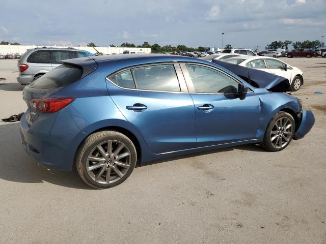 Photo 3 from auction – 2018 MAZDA 3 TOURING with VIN 3MZBN1L37JM199582