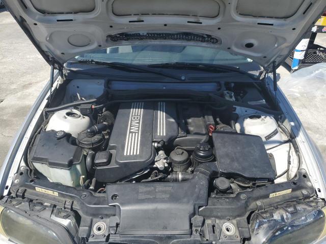 Photo 11 from auction – 2004 BMW 325 IS SUL with VIN WBAAZ33454KP87710
