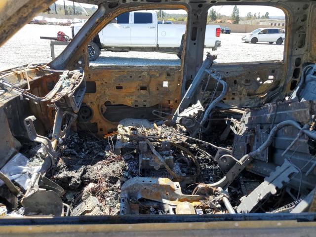 Photo 7 from auction – 2004 GMC YUKON with VIN 1GKEK13TX4R222210