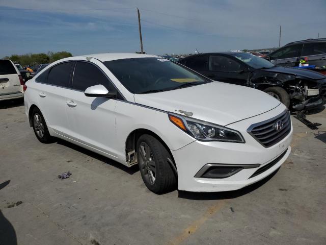 Photo 4 from auction – 2017 HYUNDAI SONATA SE with VIN 5NPE24AF6HH567175