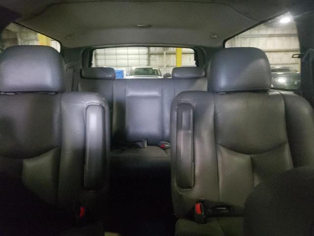 Photo 10 from auction – 2003 CHEVROLET SUBURBAN K with VIN 3GNFK16Z53G190112