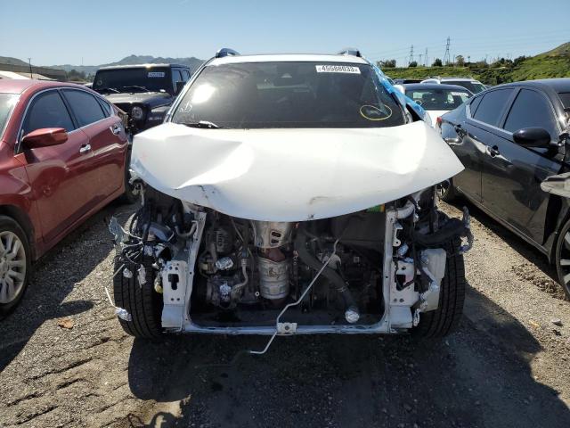 Photo 5 from auction – 2017 TOYOTA RAV4 XLE with VIN JTMWFREV4HJ130371