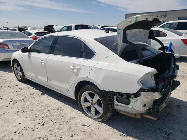 Photo 2 from auction – 2015 VOLKSWAGEN PASSAT S with VIN 1VWAS7A38FC107964