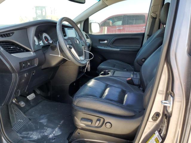 Photo 7 from auction – 2017 TOYOTA SIENNA SE with VIN 5TDXZ3DC2HS862915
