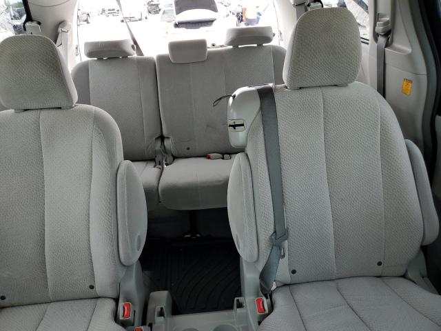 Photo 10 from auction – 2013 TOYOTA SIENNA LE with VIN 5TDKK3DC3DS345583