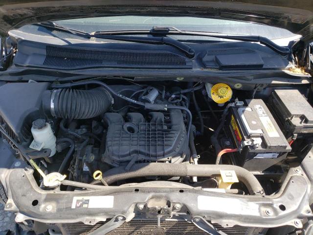Photo 12 from auction – 2016 CHRYSLER TOWN & COU with VIN 2C4RC1BGXGR290987