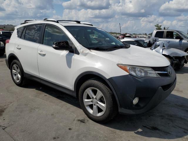 Photo 4 from auction – 2014 TOYOTA RAV4 XLE with VIN JTMRFREV0ED068393