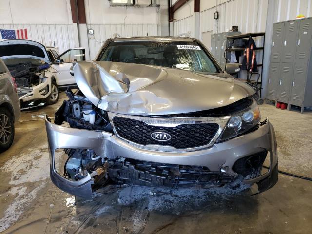 Photo 5 from auction – 2011 KIA SORENTO EX with VIN 5XYKUDA28BG132845