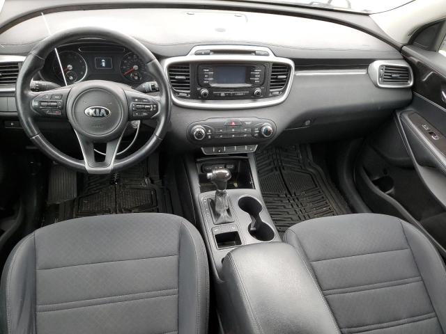 Photo 8 from auction – 2016 KIA SORENTO LX with VIN 5XYPG4A38GG032029