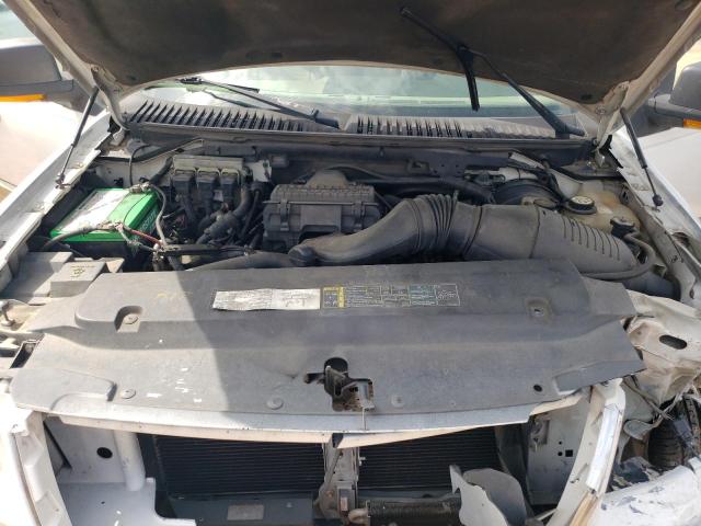 Photo 12 from auction – 2005 FORD EXPEDITION with VIN 1FMFU17555LA68804