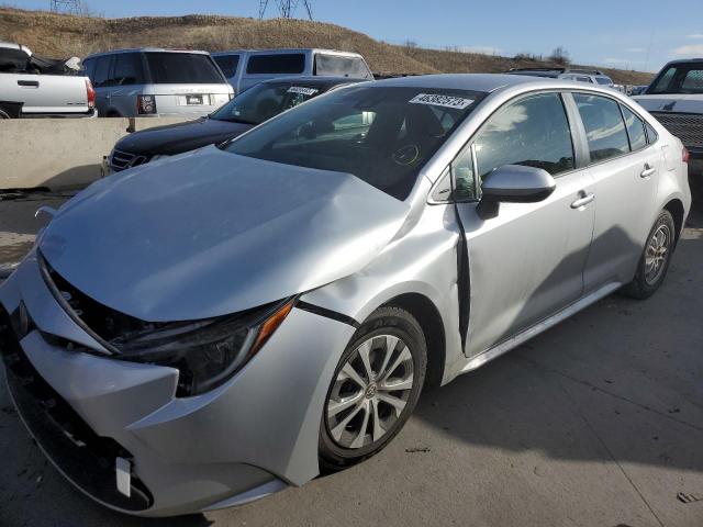 TOYOTA COROLLA LE 2022 with VIN JTDEAMDE5NJ043203 - Photo from auction